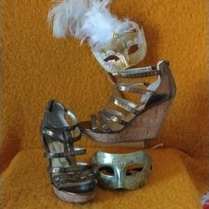 Carlos by Carlos Santana Women's Maiko Wedge Sandal